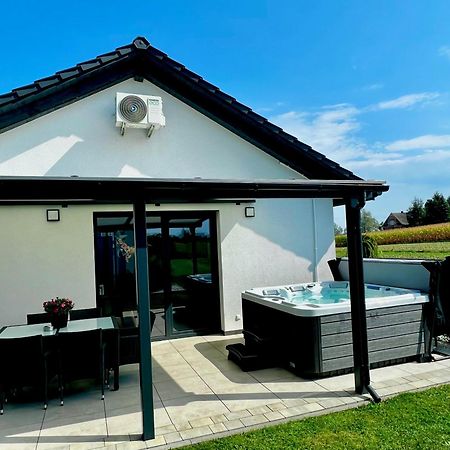 Domki Caloroczne Premium Zator Energylandia Εξωτερικό φωτογραφία